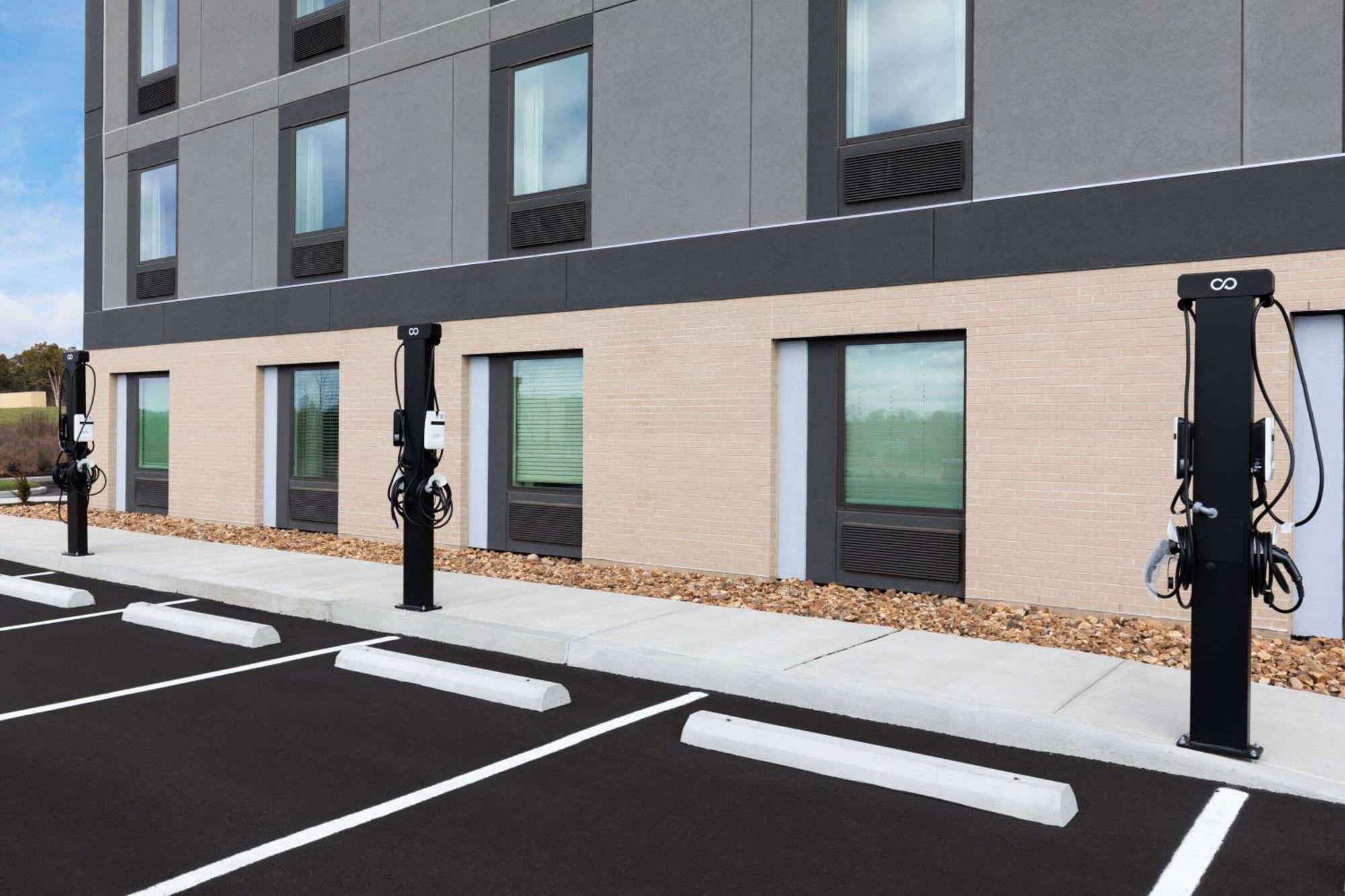 Echo Suites Extended Stay By Wyndham Nashville/ Gallatin Exterior photo